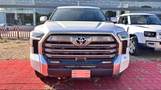 23款丰田坦途3.5T现车41万港口随时提车