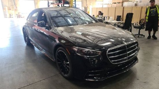 23款奔驰S500平行进口现车110余万可分期