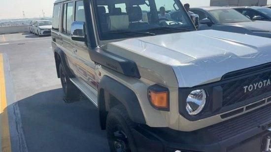 24款中东版酷路泽76越野界霸主港口价格