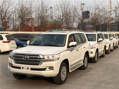 18款丰田酷路泽4600中东版现车惊喜价