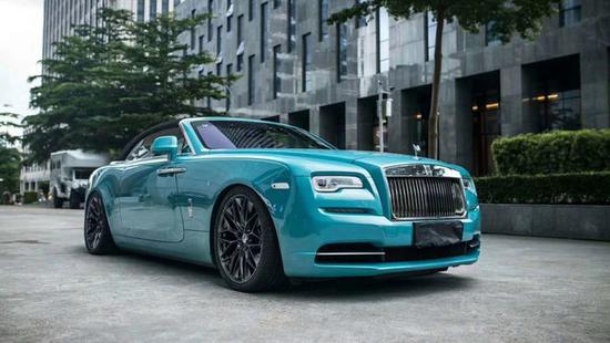 全新劳斯莱斯曜影永恒经典的设计原则