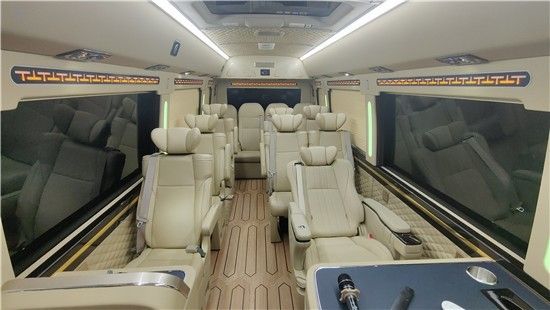 丰田考斯特16座豪华版商务现车可定制