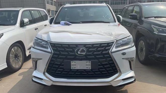 2021款雷克萨斯LX570大排量七月现车