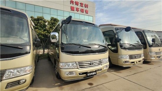 丰田考斯特17座现车尊贵版商务车报价表