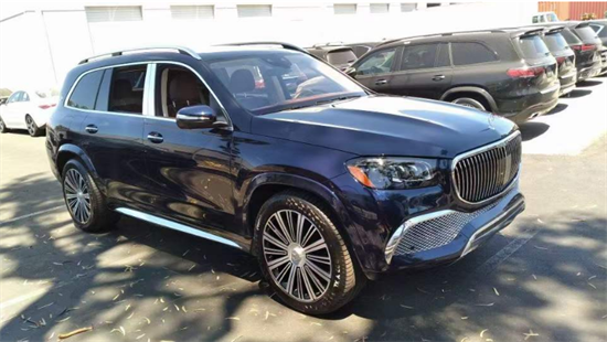 2022款美规迈巴赫GLS600现车送10万礼包