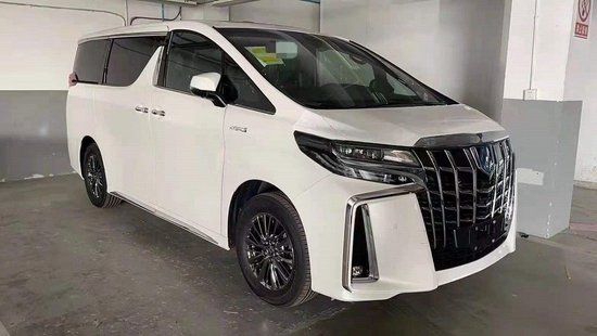 2022款丰田埃尔法2.5现车港口价格直降