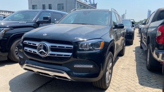 进口2023款奔驰GLS450特价90余万起售