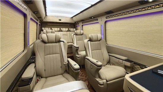 丰田考斯特豪华12座四张航空座椅价格