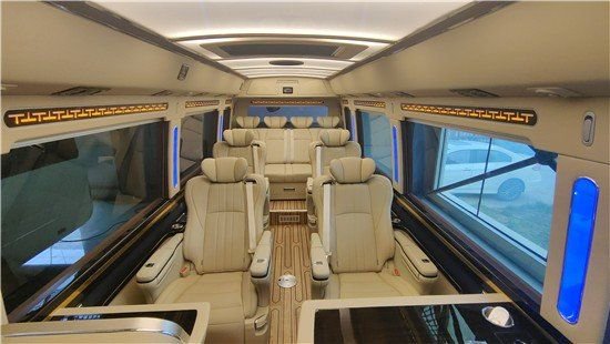 丰田考斯特12座改装商务车价格有现车