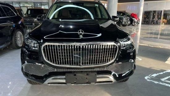 奔驰GLS450升级迈巴赫600 1：1改装四座