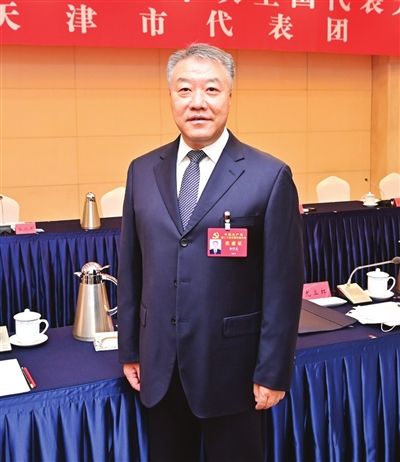 李学义代表