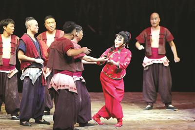 《红高粱》在开幕式上演出