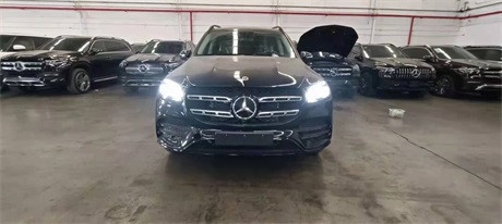 2021款奔驰GLS450限时钜惠128万秒杀袭来