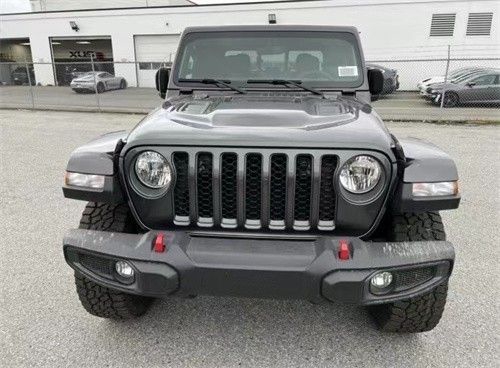 2022款Jeep角斗士罗宾汉皮卡港口现车