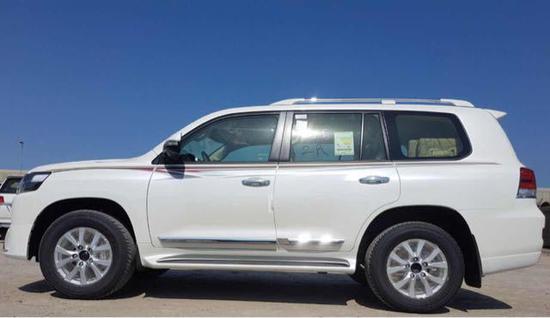 2018款中东版丰田兰德酷路泽4000正式发