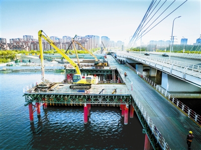 津静铁路首开段-关键控制性独流减河大桥工程。