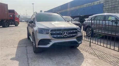 2022款奔驰GLS450现车大幅优惠不加价