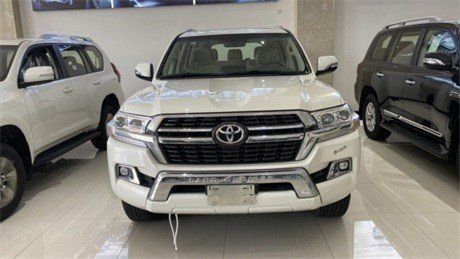 22款丰田酷路泽5700支持全国分期0首付