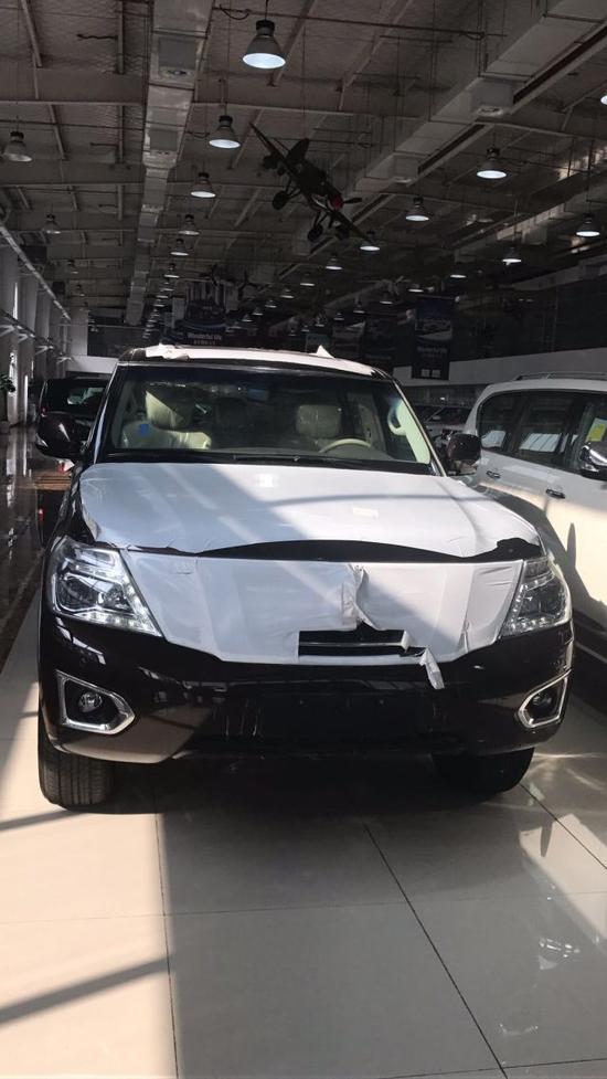 日产尼桑途乐4.0SE-T2配置价格分析测评