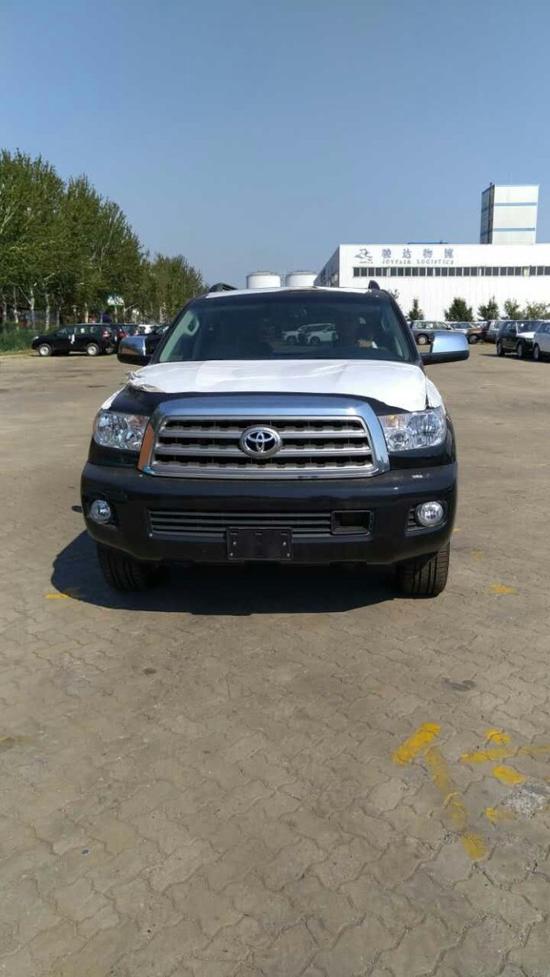 18款丰田红杉5700全尺寸越野SUV夏季钜惠