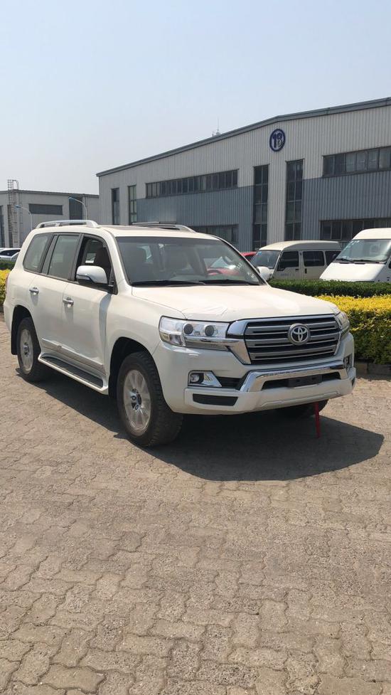 丰田酷路泽4000报价 享受彪悍越野性能