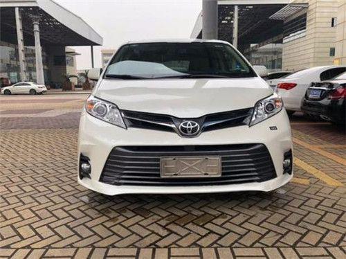 19款丰田塞纳四驱LE天津港最新底价配置