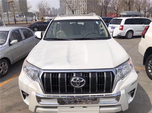 19款丰田霸道4000两气丝绒版现车折扣价