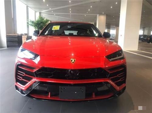 全款兰博基尼Urus 店内现车优惠进店就降