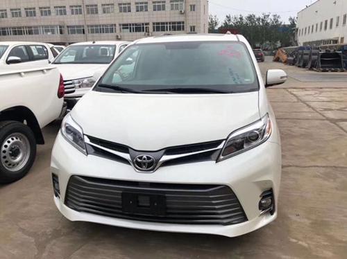 20款丰田塞纳两驱最新配置现车价格优惠