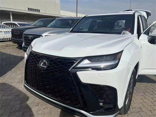 雷克萨斯LX600四座VIP版起售价220万