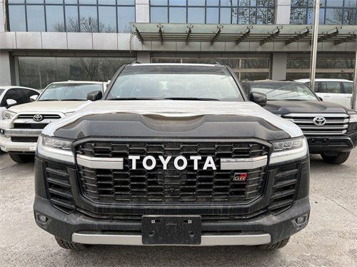 2022款丰田lc300港口最低价格批发促销