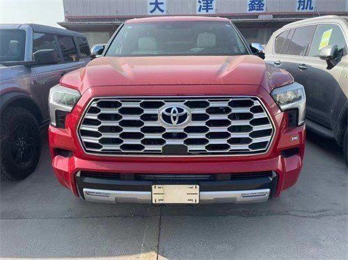 2023款丰田红杉价格跌破百万全国分期