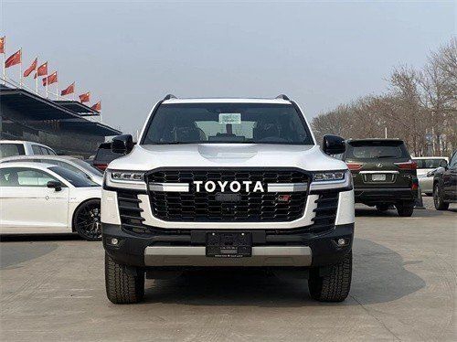 22款酷路泽LC300中东版国六现车行情