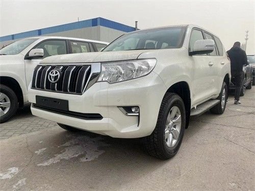 23款霸道4000最低价活动可分期零首付