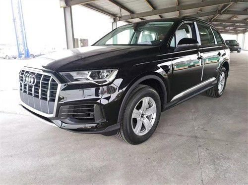 2023款奥迪Q7 3.0T现车50多万价格出售