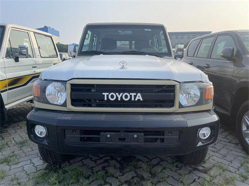 越野神奇酷路泽LC76王者归来现车冰点价