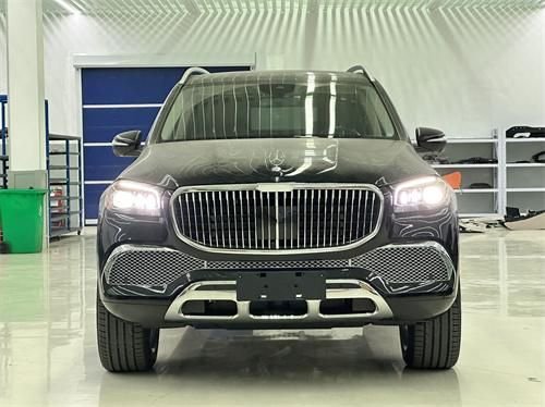 奔驰GLS450专业定制升级迈巴赫/巴博斯