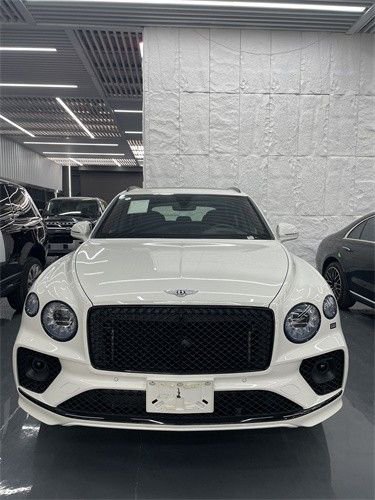 23款宾利飞驰4.0 V8港口现车优惠258万起