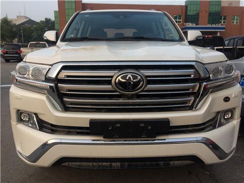 18款丰田酷路泽4500 五一促销优惠中