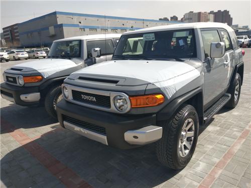 实力硬派丰田FJ酷路泽征服崎岖