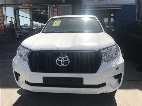 进口原厂霸道2700报价 中东配置细节讲解