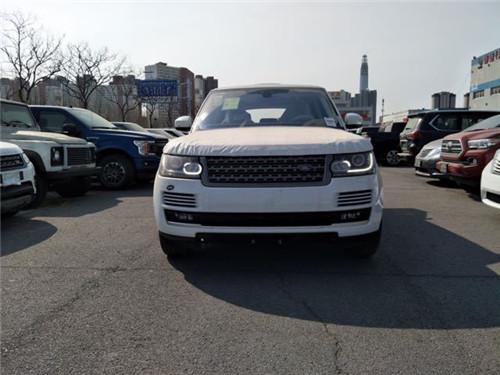 18款路虎揽胜行政报价 豪华与科技感并存