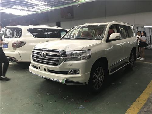 18款陆巡到港 17酷路泽4000清库存赔钱促