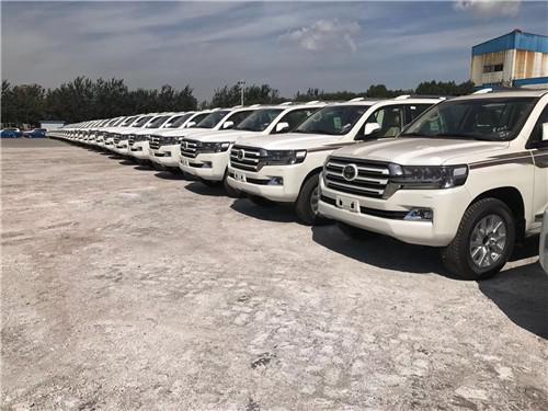 2018款丰田霸道4000中东版促销价格减利