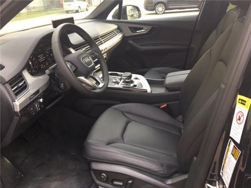 进口奥迪Q7分期贷款3.0T七座现车配置报价