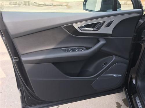 进口奥迪Q7分期贷款3.0T七座现车配置报价