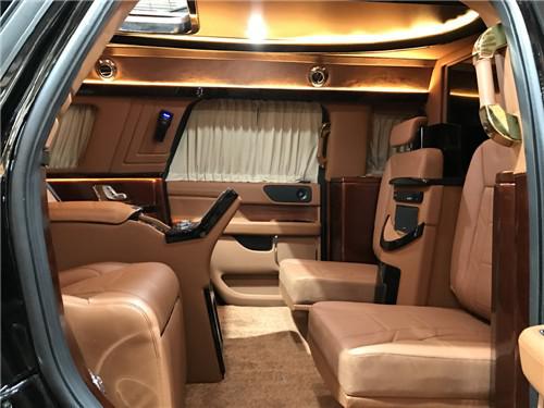 北京牌19款林肯领航员领袖一号商务首选