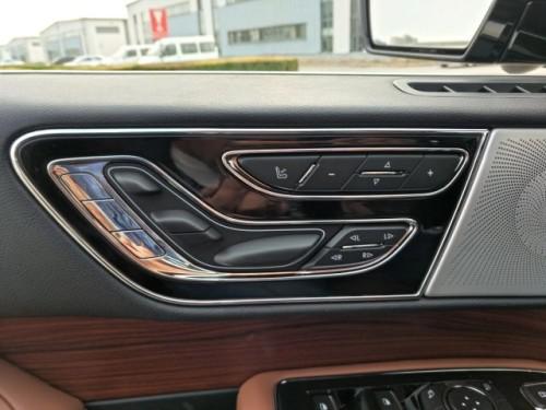 2019款林肯领航员现车关税下调立降10万