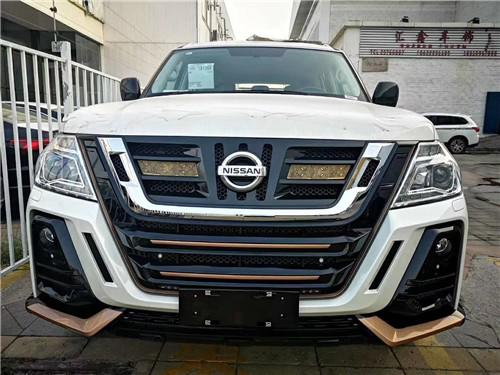 途乐中东版4.0XE实拍改装领主包围报价