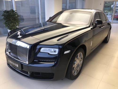 19款劳斯莱斯古思特加长版售价红内饰